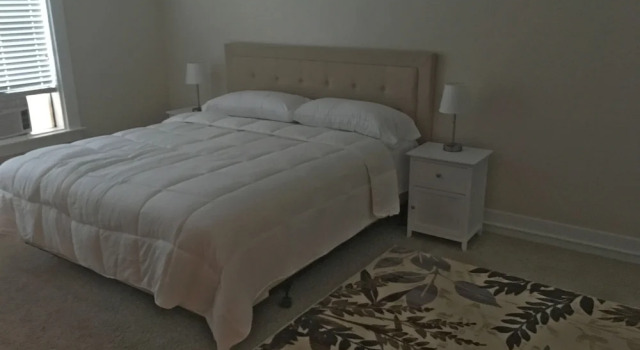 Четырёхместный номер Standard Hotel Burgess