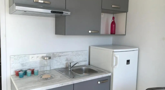 Апартаменты c 1 комнатой с видом на море Hotel La Ciotat - A deux pas de leau