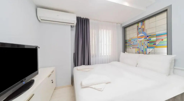 Cozy Flat Near Sea With Balcony in Muratpasa, Забронировать Отель Муратпаша 