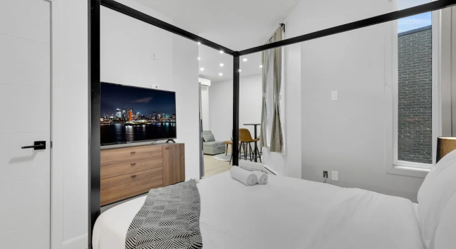 Номер Standard Deluxe Suites Downtown Montreal