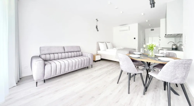 Студия с балконом Apartamenty Sun & Snow Sea&Lake