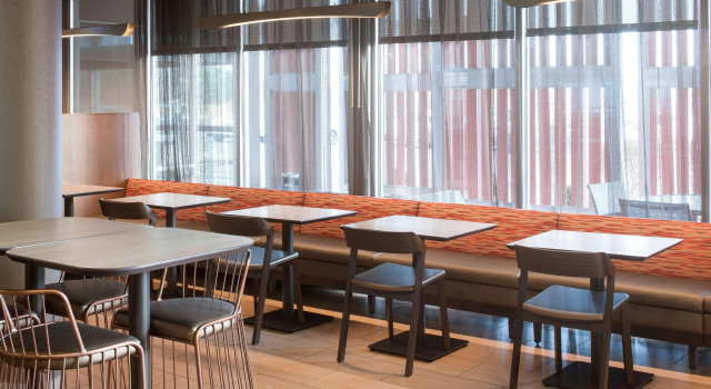 SpringHill Suites by Marriott Salt Lake City Airport, Buchen Sie Hotel SPA-Hotels in Salt Lake County, SPA