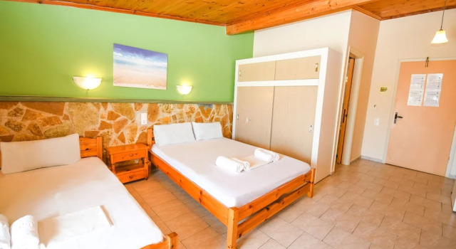 Студия с балконом Vanessa Hotel