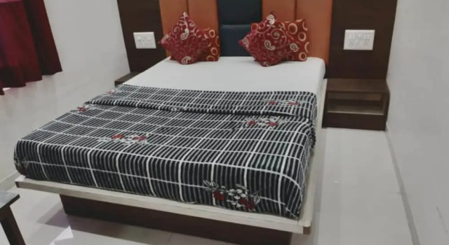 Goroomgo Apsara Guest House Ahmedabad, Rezerwuj Pensjonat Hotele w Gujarat ze śniadaniem, Śniadanie