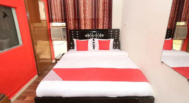 OYO 12871 Rehan Basera, Book Hotel Jalandhar Punjab