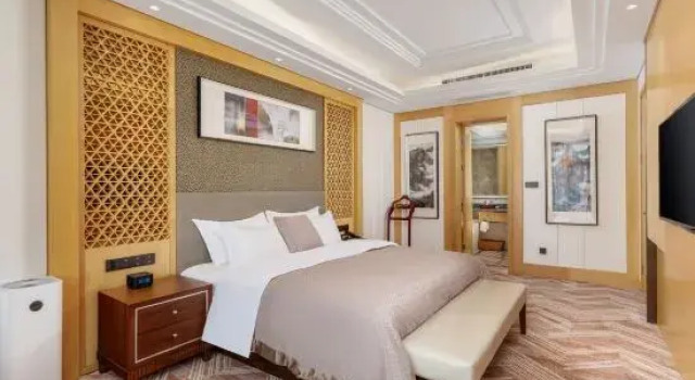 Люкс Business Huainan State Guest Hotel