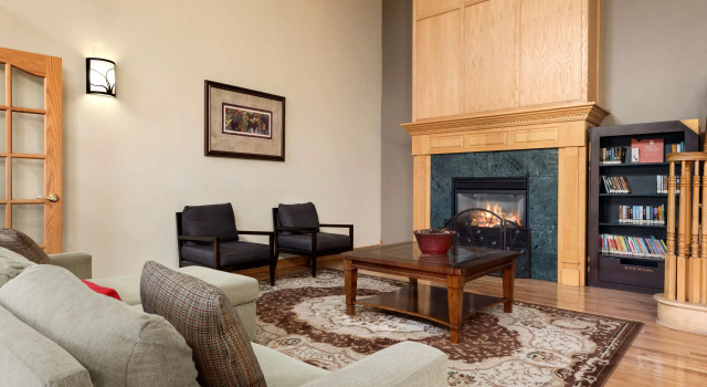Country Inn & Suites Milwaukee Airport, Varaa Hotelli Milwaukee 