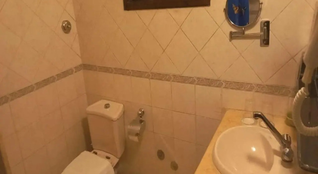 Номер Standard Dolphin Continental Hotel