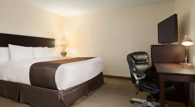 Люкс Days Inn by Wyndham Trois-Rivieres