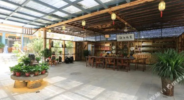 Huashan Outdoor Theme Hotel, Boek Hotel Hotels in Shaanxi met parkeren, Parkeren