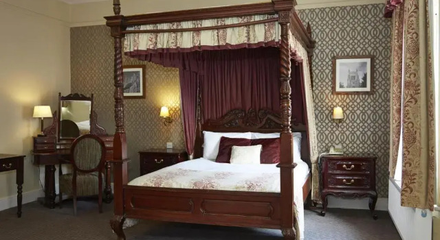 Двухместный номер Superior George Hotel by Greene King Inns