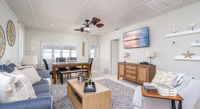 2890 Seaview by Coastal Vacation Properties, Забронировать Отель Отели в центре Форт-Майерс-Бич, в центре