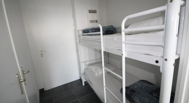 Résidence La Voile Blanche 2, Book Apartment Hotels in Frontignan with a Pool, Swimming Pool