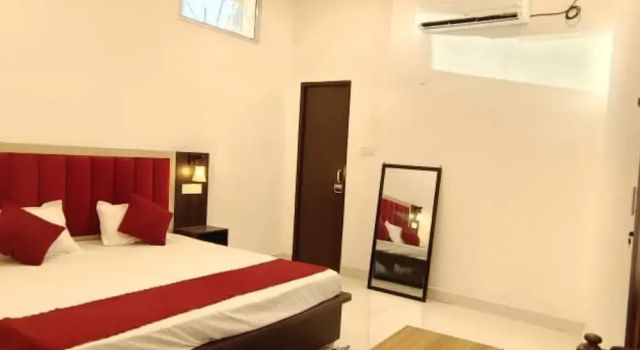 Raghav Stay Inn