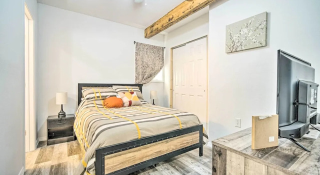 Modern West TX Home in the Heart of El Paso!, จอง โรงแรม เอลแพโซ เทกซัส