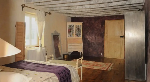 Chambre sur cour, Book Hotel Monein Pyrénées-Atlantiques