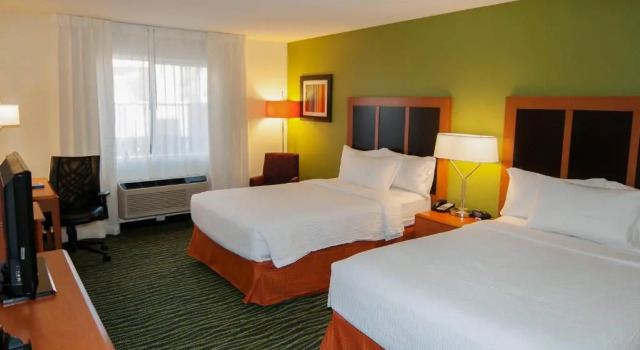 Четырёхместный номер Standard Fairfield Inn St. George