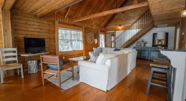Camp Creek Cottage 4 Bedroom Home by RedAwning, Rezerwuj Dom wakacyjny Domki letniskowe w Seacrest, Domek
