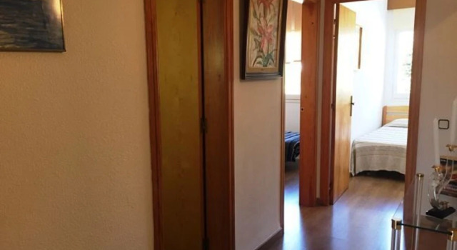Apartamento Las Palomas Esc. A 1-1, Rezerwuj Apartament Hotele w Gironès z parkingiem, Parking