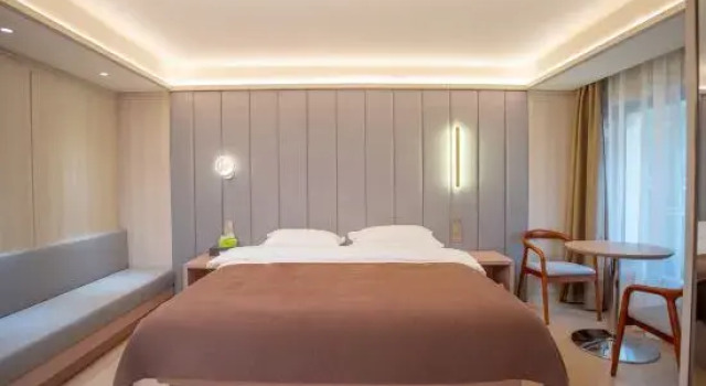 Yearn for Hotel, Book Hotel Dalian 