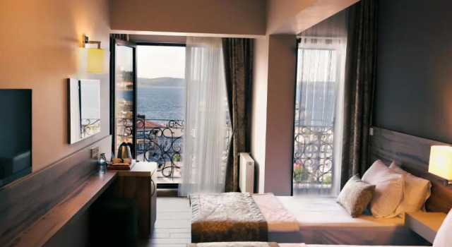 Семейный номер Standard с видом на море Kule Hotel