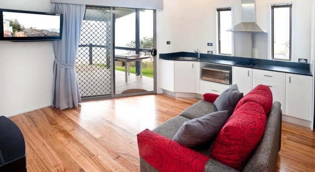 Surf Beach Narooma Holiday Park, Забронировать Кемпинг Нарума Еврободалла, рядом с Пристань для яхт Нарума