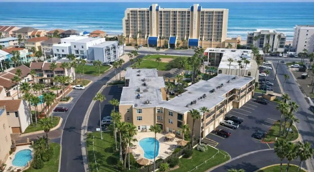 Апартаменты Surfside I #303 2 Bedroom Condo by RedAwning