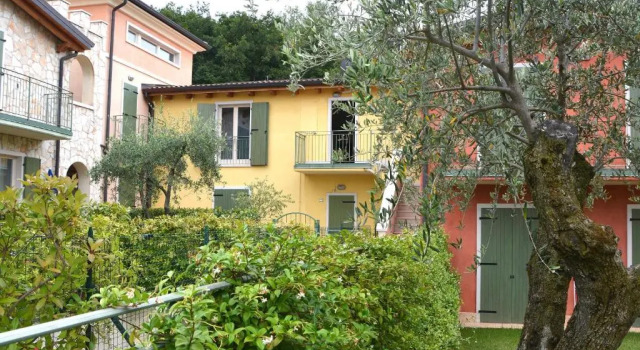 Апартаменты Residenza alle Torri With Pool
