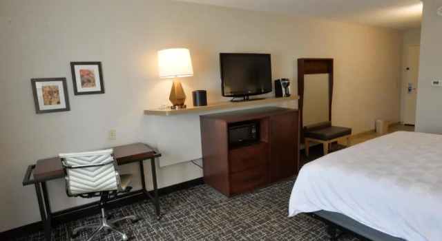Номер Standard Holiday Inn Hotel & Suites Minneapolis-Lakeville by IHG