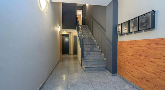Bright and modern Duplex with terrace in Eixample district P1