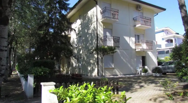 Luminous Flat Near the Beach, Prenota Appartamento Hotel a Veneto con parcheggio, Parcheggio