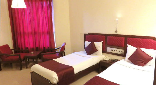 Hotel Ashish Plaza