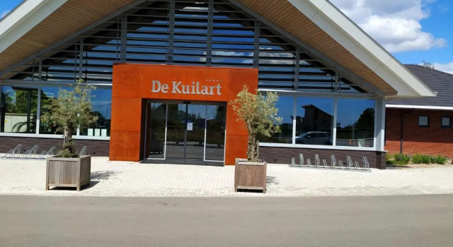 Stacaravan 98, Prenota Campeggio Hotel a Frisia con piscina, Piscina