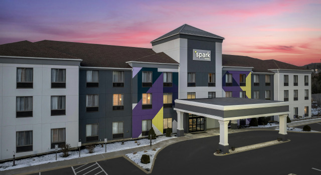 University Inn Vestal, Prenota Hotel Binghamton Stato di New York