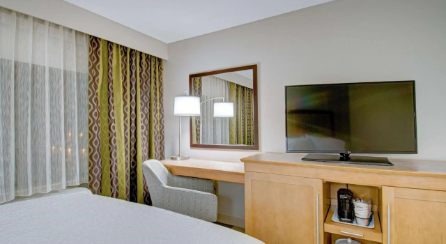 Четырёхместный номер Standard Hampton Inn Boston - Westborough
