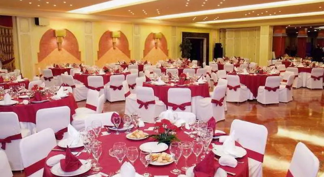 Полулюкс Hotel Zodiaco