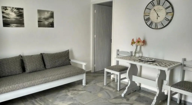 Galaxy Apartments, Prenota Appartamento Aliki Paro