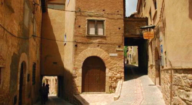 Narbona, Book Hotel Hotels in Aragon with Parking, Parking