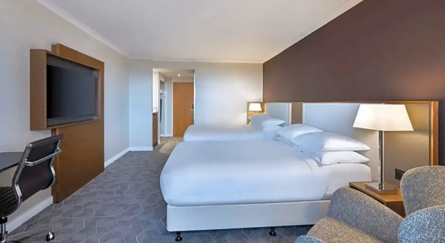 Superior- firedobbelt familie værelse Bristol Marriott Hotel City Centre