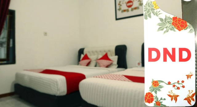 Penginapan Eby by OYO Rooms, Rezerwuj Hotel Padang Sumatra