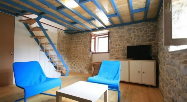 Apartment Stone House Krk, Забронировать Апартаменты/квартира Отели Крка с парковкой, рядом с Krk Harbour, Парковка