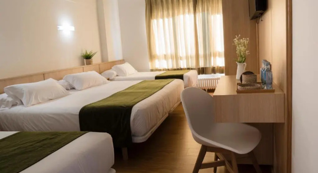 Четырёхместный номер Standard Hotel Crisol de las Rías