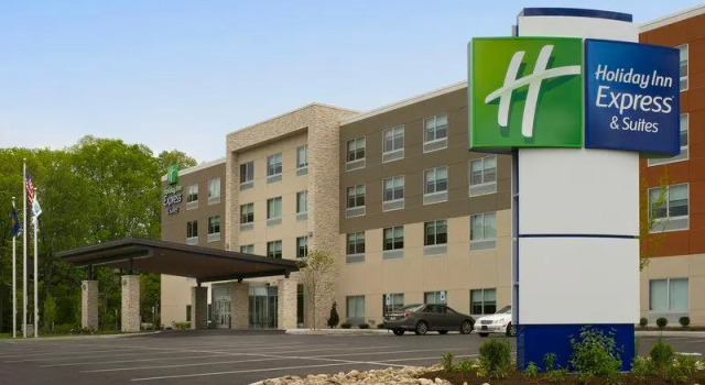 Люкс с 2 комнатами Holiday Inn Express & Suites Altoona by IHG