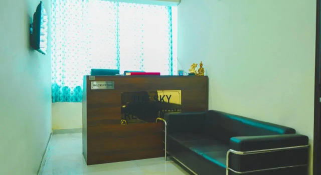 Hotel O SKY Residency, Забронировать Отель Отели Нью-Дели с бассейном, Бассейн