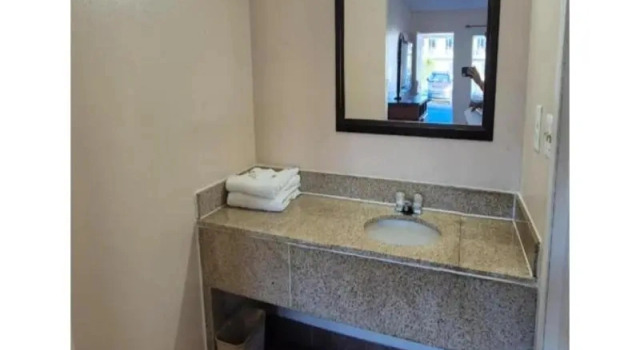 Четырёхместный номер Standard Central Motel Kissimmee Near Disney World