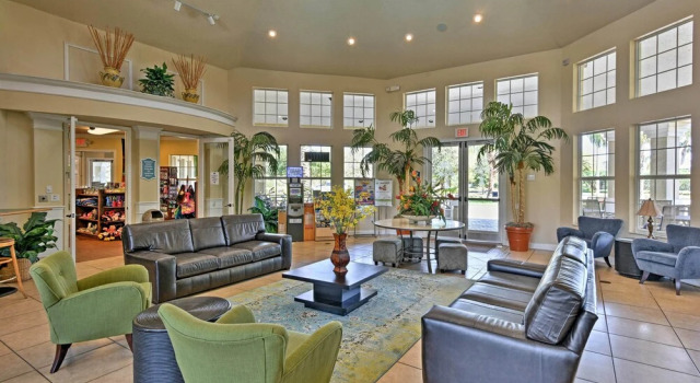 6 Mi to Disney World: Condo w/ Community Perks!