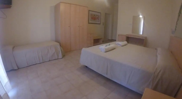 Трёхместный номер Hotel Riviera