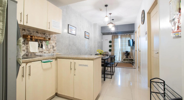 EDSA QC SM North 2BR Vacation Condo | Balikbayan, Забронировать Отель Кесон-Сити 