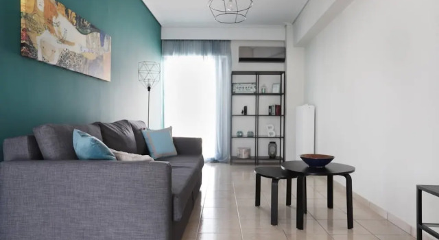 Joyful Turquoise Apt in Athens Historic Centre