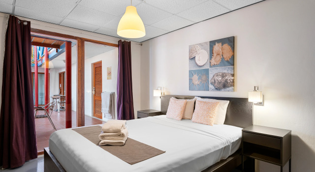 The Ritz Lodge, Reservar Hotel Hotéis em Willemstad com piscina, perto de Queen Emma Bridge, Piscina